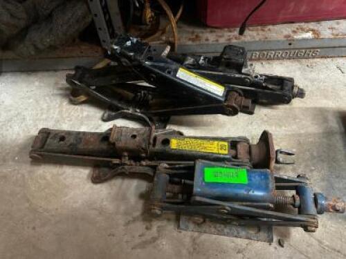 DESCRIPTION (3) AUTO JACKS. THIS LOT IS: ONE MONEY QTY 1