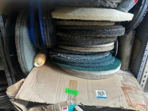 DESCRIPTION (1) LOT OF ASSORTED SCRUBBER PADS. THIS LOT IS: ONE MONEY QTY 1