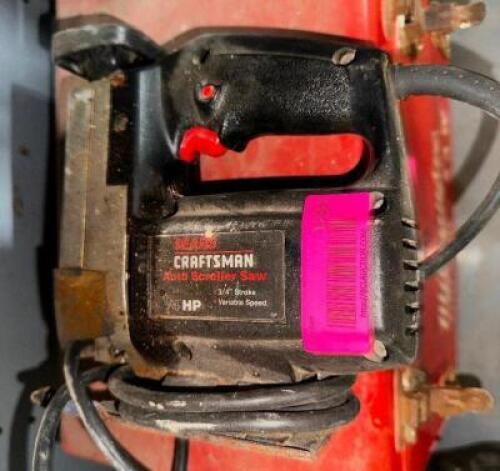 DESCRIPTION CRAFTSMAN AUTO SCROLLER SAW BRAND / MODEL: CRAFTSMAN QTY 1