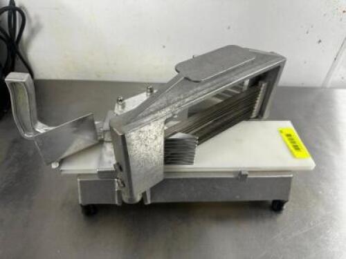DESCRIPTION KATTEX TOMATO WITCH SLICER. BRAND / MODEL: KATTEX LOCATION KITCHEN QTY 1