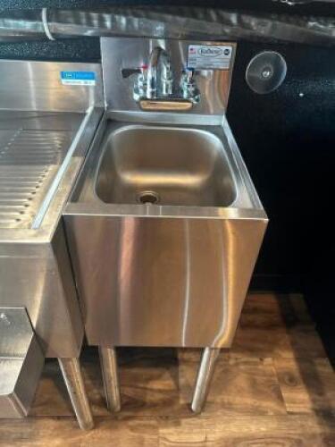 DESCRIPTION KROWNE UNDER BAR STAINLESS HAND SINK BRAND / MODEL: KROWNE KR19-1C LOCATION BAR QTY 1