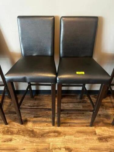 DESCRIPTION (2) BROWN PLEATHER 30" BAR STOOLS W/ WOODEN FRAMES. SIZE 30" THIS LOT IS: SOLD BY THE PIECE LOCATION BAR QTY 2