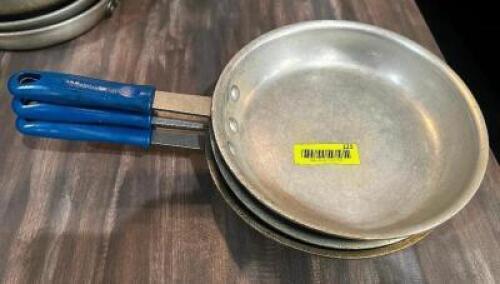 DESCRIPTION (3) 10" SKILLETS THIS LOT IS: SOLD BY THE PIECE LOCATION SEATING QTY 3