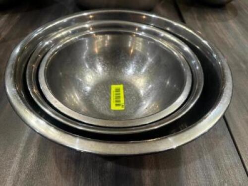DESCRIPTION (5) PIECE STAINLESS MIXING BOWL SET SIZE 13" THIS LOT IS: SOLD BY THE PIECE LOCATION SEATING QTY 5