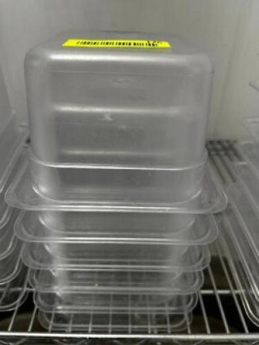 DESCRIPTION (6) 1/6 SIZE PLASTIC INSERTS. NO LIDS SIZE 4" DEEP THIS LOT IS: SOLD BY THE PIECE LOCATION KITCHEN QTY 6