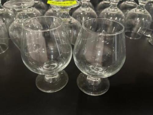 DESCRIPTION (17) BRANDY SNIFTERS THIS LOT IS: SOLD BY THE PIECE LOCATION BAR QTY 17