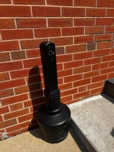 DESCRIPTION BLACK PLASTIC ASH TRAY TOWER LOCATION OUTSIDE QTY 1