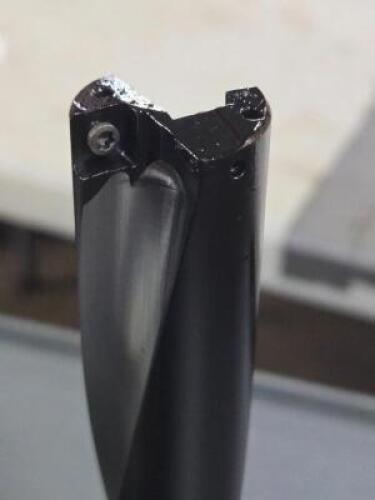 DESCRIPTION: (1) INDEXABLE INSERT DRILL BRAND/MODEL: OSG 52505045 SIZE: 1.0313" DIA RETAIL$: $825.52 QTY: 1