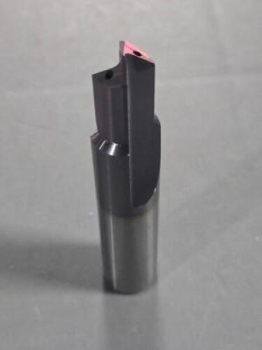 DESCRIPTION: (2) CARBIDE DRILL BITS BRAND/MODEL: CTE T1101 QTY: 2