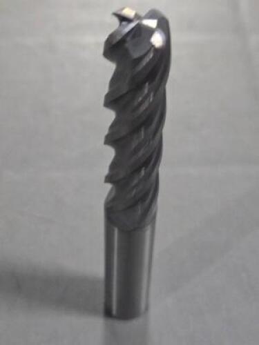 DESCRIPTION: (2) CARBIDE SQ END MILL BRAND/MODEL: MELIN TOOL VXMG4T-1616-R120 SIZE: 1/2" DIA 2" LOC RETAIL$: $205.77 QTY: 2