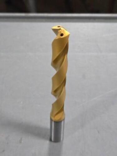 DESCRIPTION: (1) CARBIDE TAPER LENGTH DRILL BIT BRAND/MODEL: KENNAMETAL 4101789 SIZE: 12.5mm DIA RETAIL$: $507.52 QTY: 1