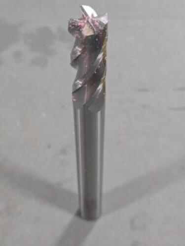 DESCRIPTION: (1) CARBIDE SQ END MILL BRAND/MODEL: TITAN USA TC17533 SIZE: 1/2" DIA 3"LOC RETAIL$: $88.65 QTY: 1