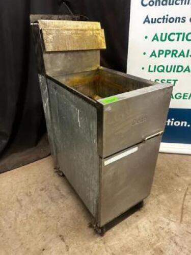 DEAN 40 LB. GAS FRYER.