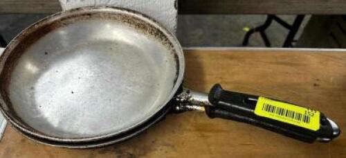 (2) 12" SKILLETS
