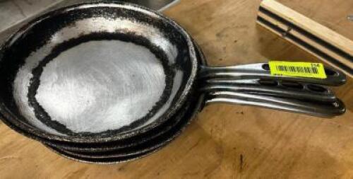 (3) 9" SKILLETS