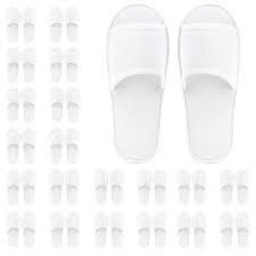DESCRIPTION: (3) BOXES OF (20) DISPOSABLE SLIPPERS BRAND/MODEL: FRACTURE RETAIL$: $24.99 EA QTY: 3