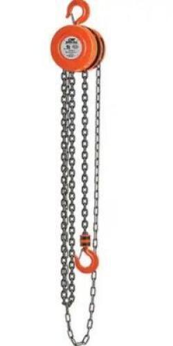 DESCRIPTION: (1) CHAIN MANUAL HOIST BRAND/MODEL: CM/2256 INFORMATION: ORANGE/CAPACITY: 2,000 LBS RETAIL$: 186.00 SIZE: 10'LIFT HEIGHT QTY: 1