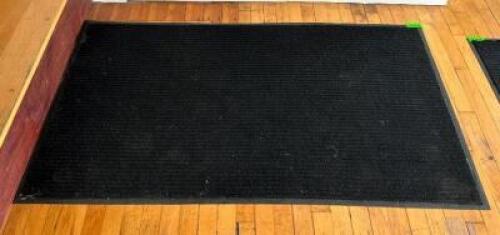 DESCRIPTION: ENTRANCE TRAFFIC MAT SIZE: 60"X30" LOCATION: MAIN FLOOR QTY: 1