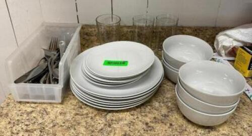 DESCRIPTION: ASSORTED PLATES, SILVERWARE, AND GLASSES LOCATION: 2ND FLOOR QTY: 1