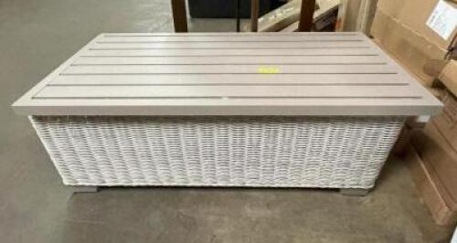 OUTDOOR STORAGE CRATE