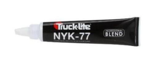 DESCRIPTION: (3) PACKS OF (10) CORROSION PREVENTIVE COMPOUND BRAND/MODEL: TRUCK-LITE/195370 INFORMATION: FOR USE WITH: 12-VOLT LAMPS ONLY RETAIL$: 120