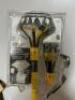 COMMERCIAL ELECTRIC BULB CHANGER KIT - 2