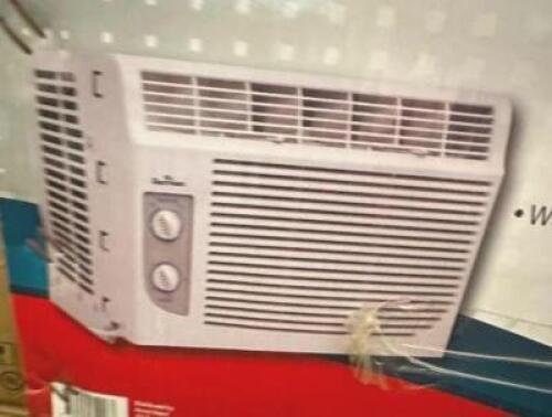 5,000 BTU WINDOW AC UNIT