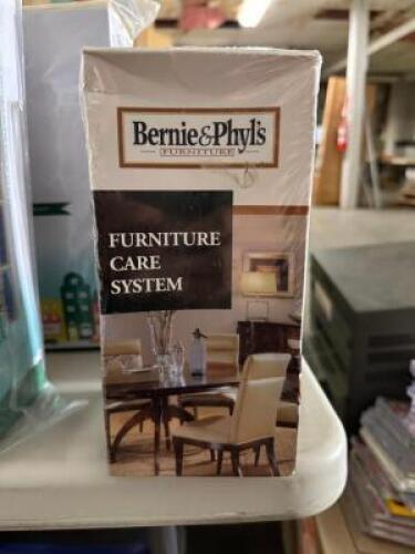 LEATHER FURNITURE CARE KIT
