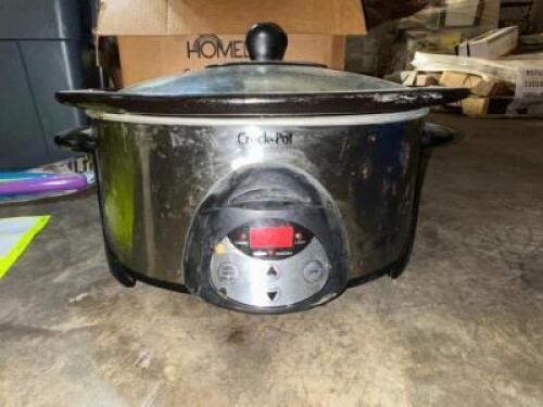 CROCK POT AND OTHER SMALLWARES