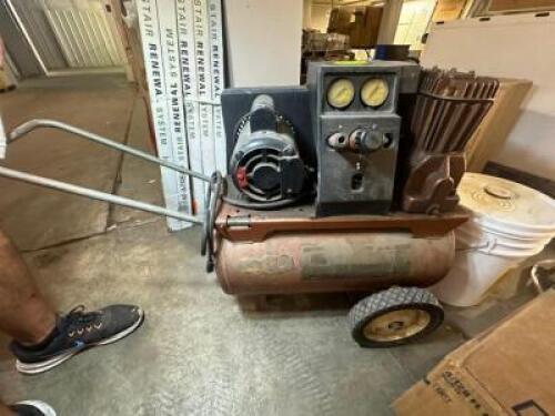 AIR COMPRESSOR