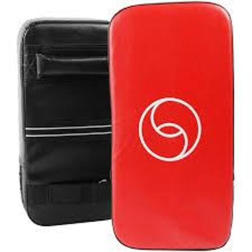 DESCRIPTION: (2) TAEKWONDO KICK PADS, 2 PACK BRAND/MODEL: OKUNA OUTPOST INFORMATION: BLACK AND RED RETAIL$: $24.99 EA QTY: 2