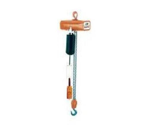 DESCRIPTION: (1) VALUSTAR ELECTRIC CHAIN HOIST BRAND/MODEL: CM #LW2730AZ INFORMATION: 1/4 TON, 110-120 POWER SUPPLY SIZE: 10' RETAIL$: $3930.00 EA QTY
