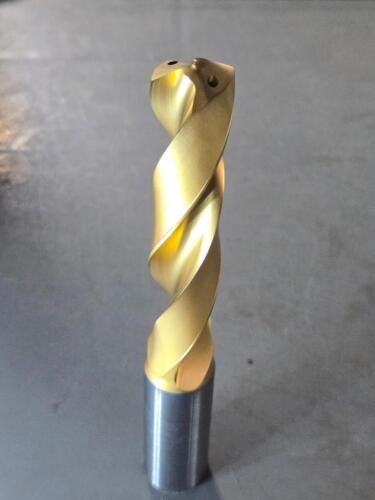 DESCRIPTION: (1) CARBIDE COOLANT THRU DRILL BIT BRAND/MODEL: KENNAMETAL B211A18400HP SIZE: 18.4mm DIA RETAIL$: $329.25 QTY: 1
