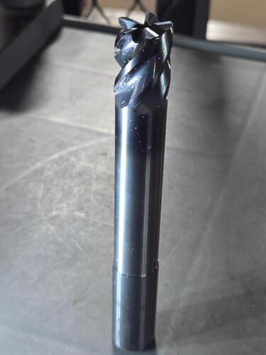 DESCRIPTION: (1) CARBIDE CORNER RADIUS END MILL BRAND/MODEL: ACCUPRO 42514422 SIZE: 3/4" DIA 1" LOC RETAIL$: $242.85 QTY: 1