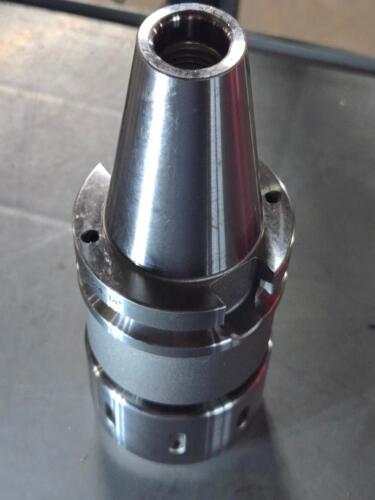 DESCRIPTION: (1) CAT50 MILLING CHUCK BRAND/MODEL: ACCUPRO 777666 SIZE: 1" HOLE DIA 2.41" NOSSE DIA RETAIL$: $439.80 QTY: 1
