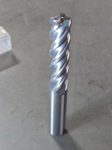 DESCRIPTION: (2) CARBIDE SQ END MILL BRAND/MODEL: MELIN TOOL VXMG4T-1616-R120 SIZE: 1/2" DIA 2" LOC RETAIL$: $205.77 QTY: 2