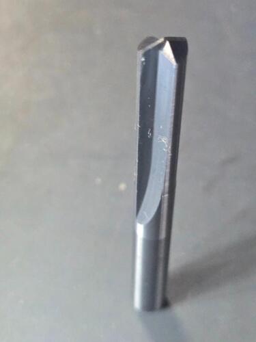 DESCRIPTION: (8) SOLID CARBIDE STRAIGHT FLUTE DRILL BIT BRAND/MODEL: WIDIA M43605 SIZE: .2810" DIA RETAIL$: $186.64 QTY: 8