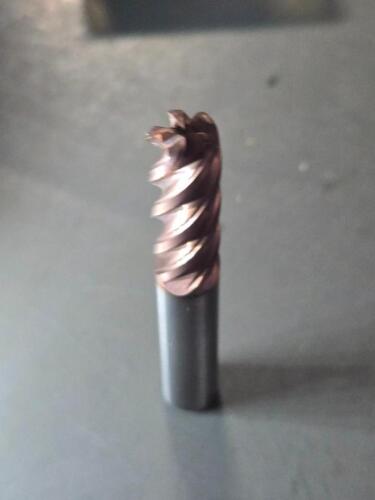DESCRIPTION: (1) CARBIDE CORNER RADIUS END MILL BRAND/MODEL: ISCAR 3398449 SIZE: 3/8" DIA 1" LOC 0.0900" RAD RETAIL$: $71.00 QTY: 1