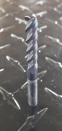 DESCRIPTION: (6) VIPER 3 FLUTE SOLID CARBIDE SQUARE END MILL BRAND/MODEL: DESTINY TOOL V31618S RETAIL$: $ 55.00 EACH SIZE: 1/4" DIA QTY: 6
