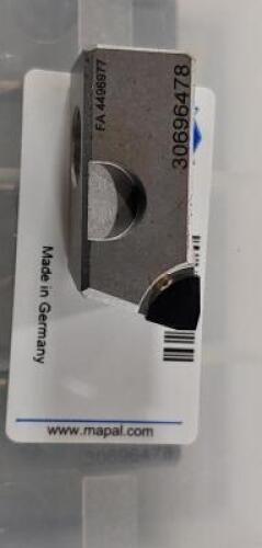 DESCRIPTION: (10) PCD MILLING INSERT CARTRIDGE BRAND/MODEL: MAPAL 30696478 RETAIL$: $96.99 EA QTY: 10