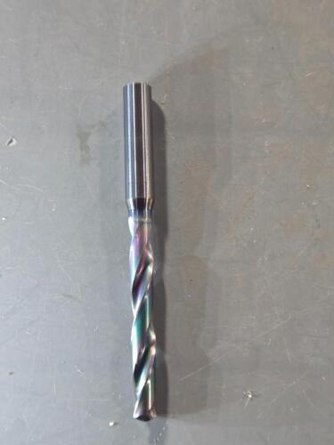 DESCRIPTION: (1) CARBIDE JOBBER DRILL BIT BRAND/MODEL: OSG HP245-2598 SIZE: 6.60mm RETAIL$: $60.62 QTY: 1
