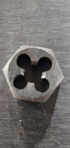 DESCRIPTION: (3) HEX RETHREADING DIE BRAND/MODEL: VALUE COLLECTION 367-0162 RETAIL$: $ 32.73 EA SIZE: 1/4/2028 QTY: 3