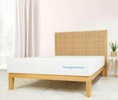 DESCRIPTION: (1) KING SIZE MATTRESS BRAND/MODEL: IMAGINARIUM #F02-0001-KG-10/4-PB-IMAGINARIUM SIZE: KING SIZE RETAIL$: $177.99 EA QTY: 1