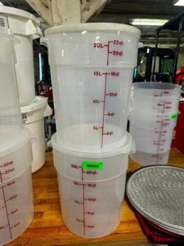 DESCRIPTION (2) 22 QT PLASTIC CONTAINERS W/ LIDS SIZE 22 QT THIS LOT IS: SOLD BY THE PIECE LOCATION BAY 6 QTY 2