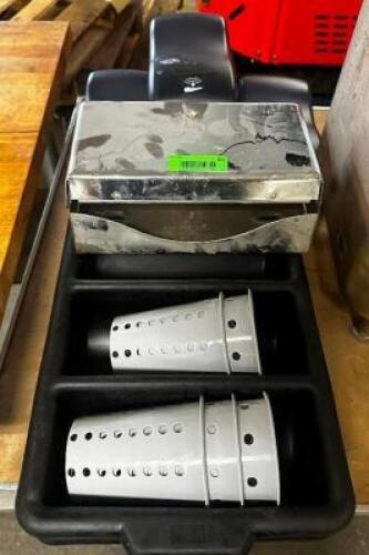 DESCRIPTION (4) NAPKIN DISPENSERS AND (1) FOUR GROUP PLASTIC SILVERWARE TRAY. THIS LOT IS: ONE MONEY LOCATION BAY 6 QTY 1