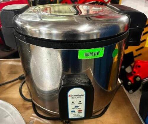 DESCRIPTION RICE MASTER 30 CUP ELECTRIC RICE COOKER. BRAND / MODEL: RICE MASTER LOCATION BAY 6 QTY 1
