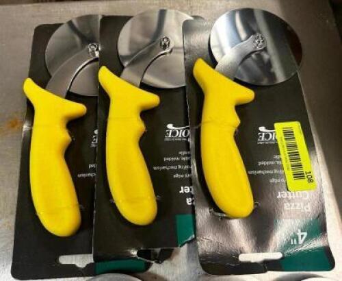DESCRIPTION (3) 4" PIZZA WHEELS ( NEW ) THIS LOT IS: SOLD BY THE PIECE LOCATION BAY 6 QTY 3