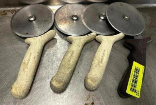 DESCRIPTION (4) 4" PIZZA WHEELS. THIS LOT IS: SOLD BY THE PIECE LOCATION BAY 6 QTY 4