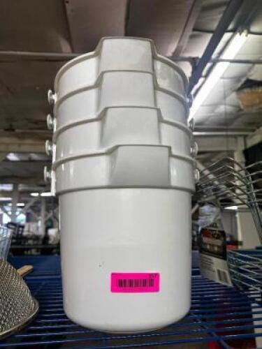 DESCRIPTION (4) WHITE PLASTIC CLEANING BUCKETS. ( NEW ) THIS LOT IS: SOLD BY THE PIECE LOCATION BAY 6 QTY 4