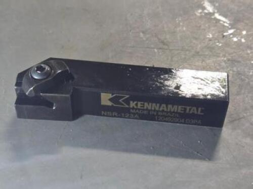 DESCRIPTION: (1) RH INDEXABLE THREADING TOOLHOLDER BRAND/MODEL: KENNAMETAL NSR123A SIZE: 19.05mm SQ SHANK RETAIL$: $138.15 QTY: 1